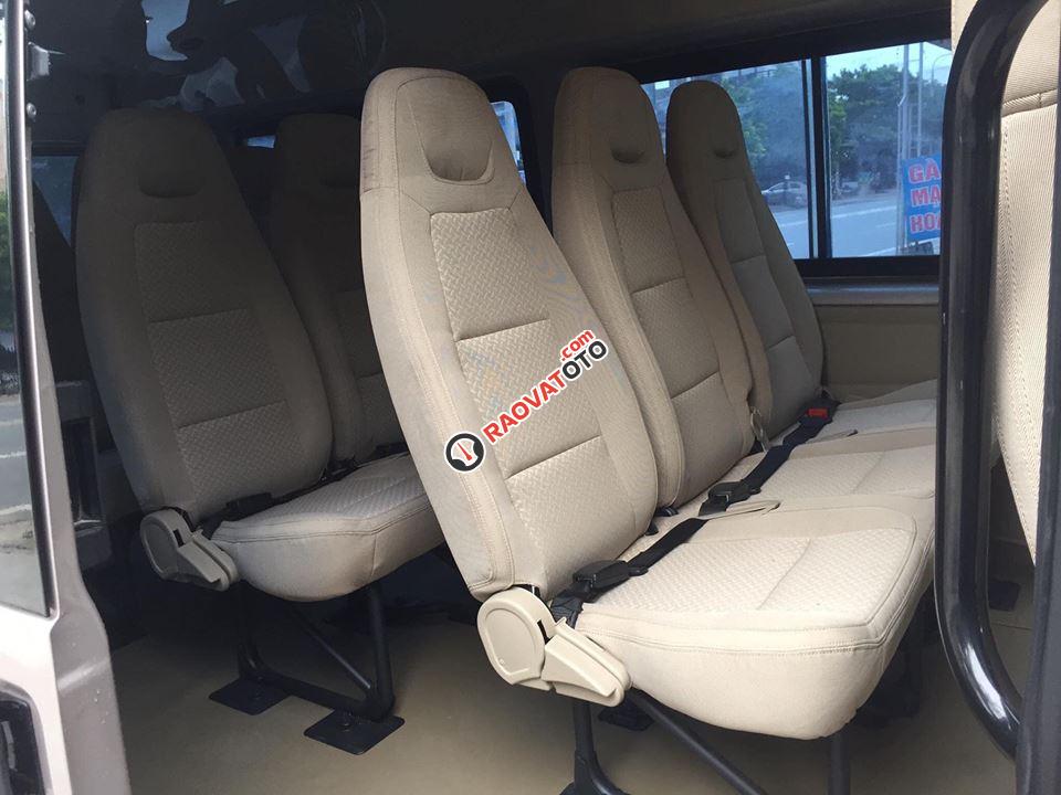 Bán Ford Transit 2.4 bản Mid màu phấn hồng, sản xuất 2017, biển Hà Nội-6