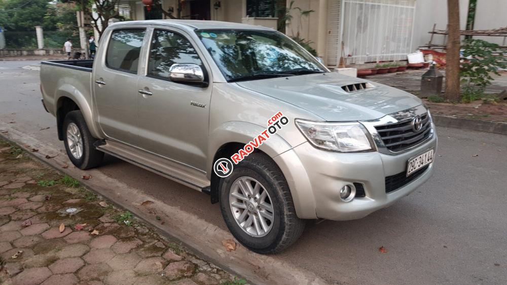 Chợ ô tô Giải phóng bán Toyota Hilux E-2