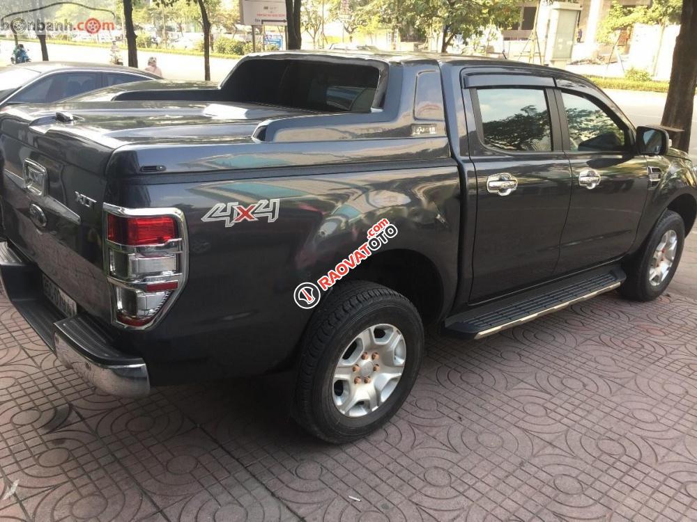 Bán xe Ford Ranger XLT 2.2L 4x4 MT đời 2017, màu xám, nhập khẩu chính chủ-4