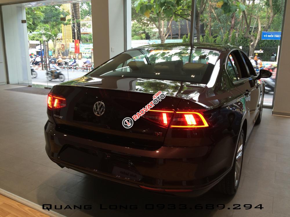 Bán Volkswagen Passat GP - Sedan sang trọng đẳng cấp Châu Âu nhập khẩu từ Đức - Quang Long 0933689294-5