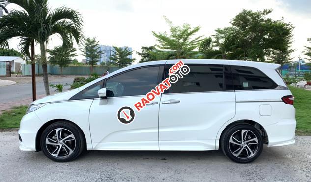 Cần bán Honda Odyssey 2.4 đời 07/2016, màu trắng, nhập khẩu-9