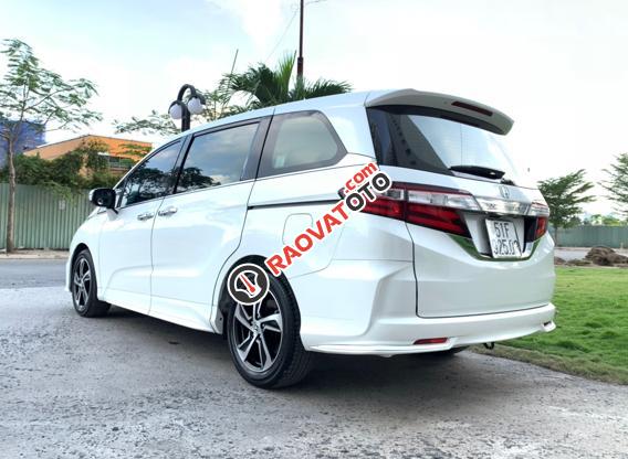 Cần bán Honda Odyssey 2.4 đời 07/2016, màu trắng, nhập khẩu-7