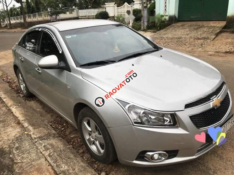 Cần bán xe Chevrolet Cruze MT năm 2012 đẹp như mới, 345tr-0