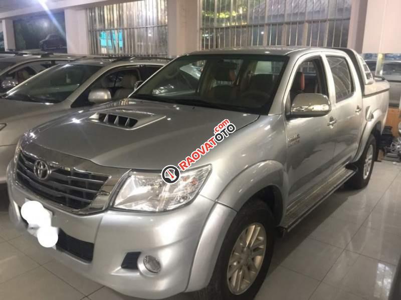 Bán Toyota Hilux 3.0 2012, máy dầu, 2 cầu-1