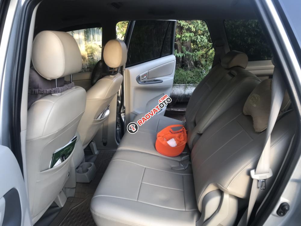 Cần bán gấp Toyota Innova 2016 số tự động-2