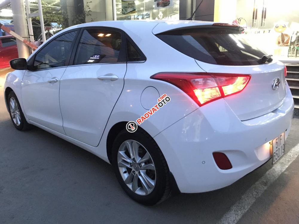 Bán Hyundai I30 1.6AT, màu trắng, số tự động, nhập Hàn Quốc 2014, biển Sài Gòn đi 49000km-6