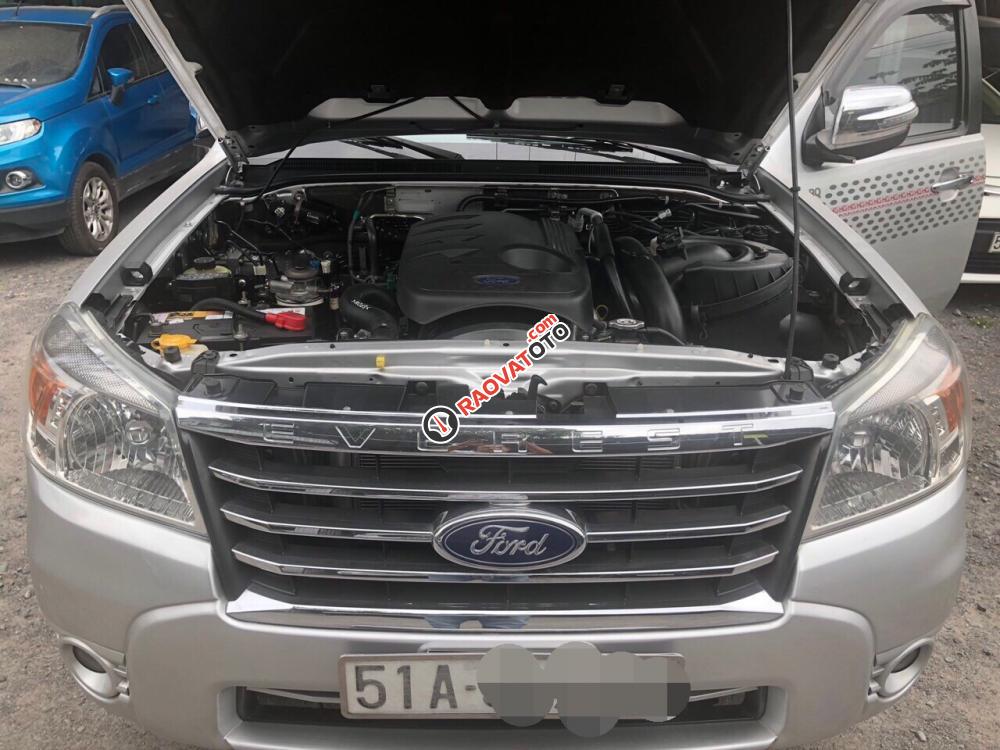 Bán Ford Everest MT năm 2012, màu bạc số sàn-3