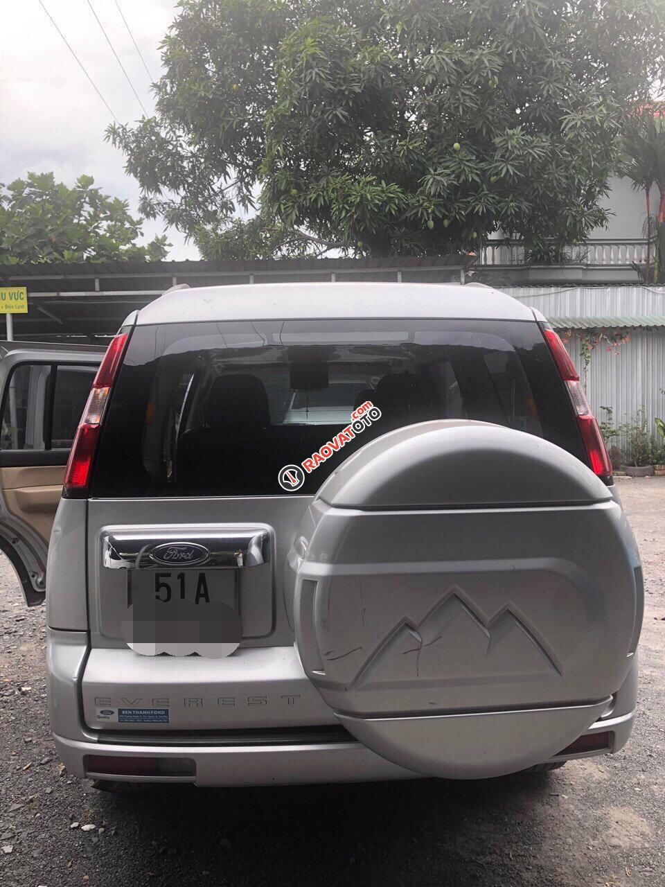 Bán Ford Everest MT năm 2012, màu bạc số sàn-2