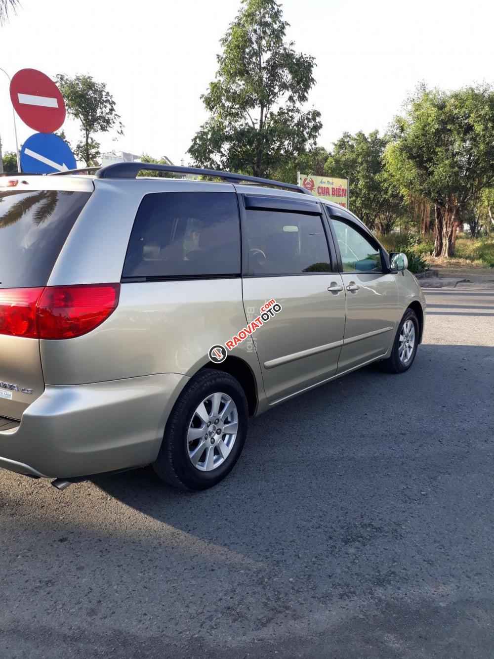 Cần bán lại xe Toyota Sienna LE năm sản xuất 2007, màu vàng, xe nhập còn mới-15