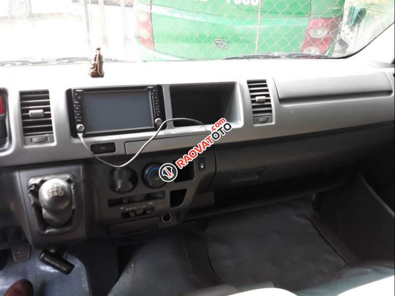 Bán Toyota Hiace 16 chỗ, đời 2008, máy dầu, ngân hàng thanh lý xe chạy cực ít-2