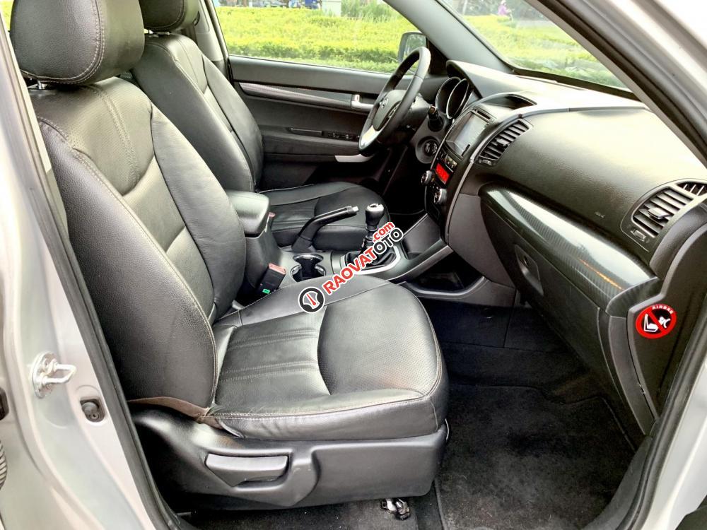 Sorento Limited 2013 số sàn hai cầu màu bạc 8 chỗ, hàng full đủ đồ chơi, gầm cao-10