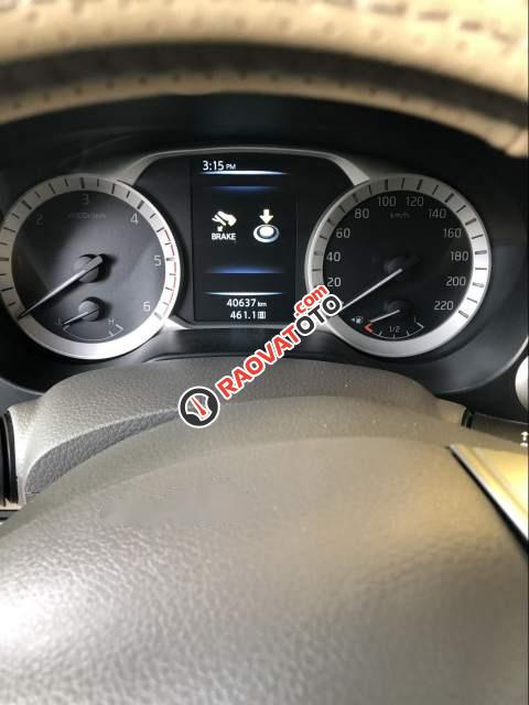 Cần bán Nissan Navara VL, đi ít, bảo hành định kỳ-1