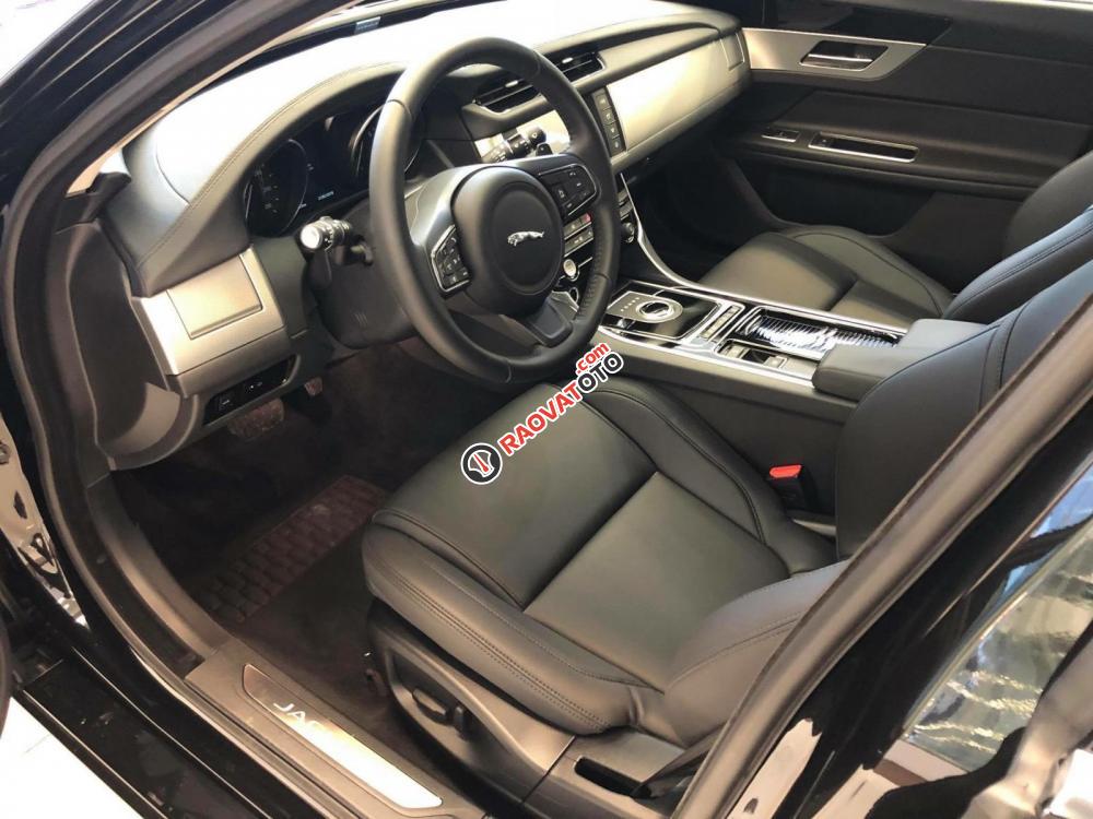Bán xe Jaguar XF Prestige màu đen, lh 0938302233 xe 2018, giao ngay tặng bảo dưỡng, bảo hành-10