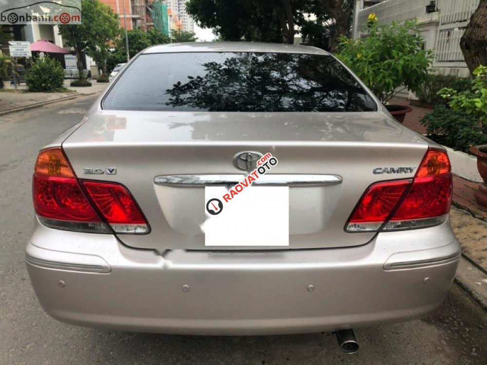 Cần bán Toyota Camry 3.0 đời 2002, số tự động-7