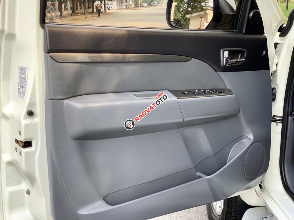 Cần bán Ford Everest 2.5AT Limited 2014, xe đẹp cực cọp, giá cực cạnh tranh-6