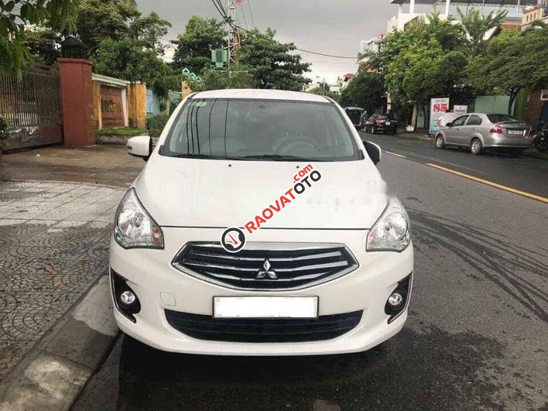 Gia đình bán Mitsubishi Attrage CVT sản xuất năm 2017, màu trắng, nhập khẩu-4