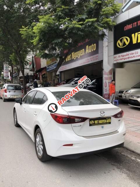 Bán Mazda 3 1.5 Facelift 2017 màu trắng, chính chủ, chạy 1,5 vạn km-2