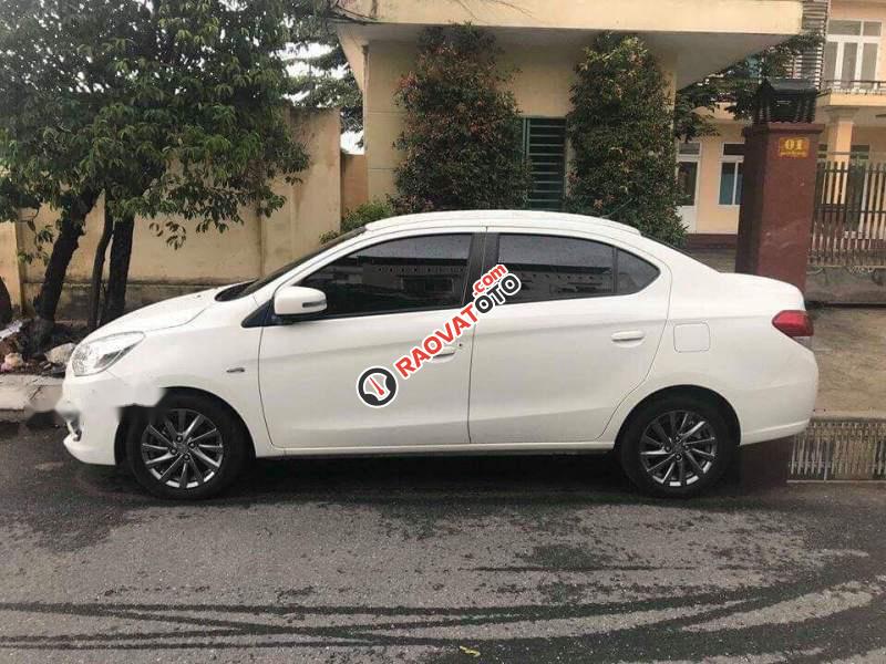 Gia đình bán Mitsubishi Attrage CVT sản xuất năm 2017, màu trắng, nhập khẩu-2