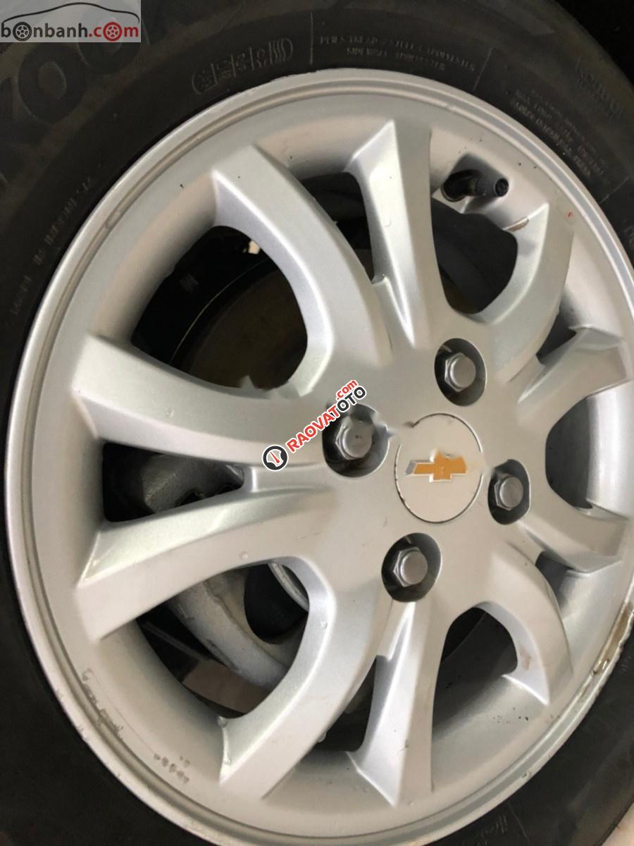 Bán Chevrolet Spark LT 1.0 MT 2014, màu bạc, xe gia đình-7