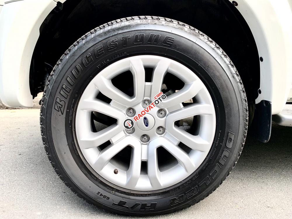 Cần bán Ford Everest 2.5AT Limited 2014, xe đẹp cực cọp, giá cực cạnh tranh-0