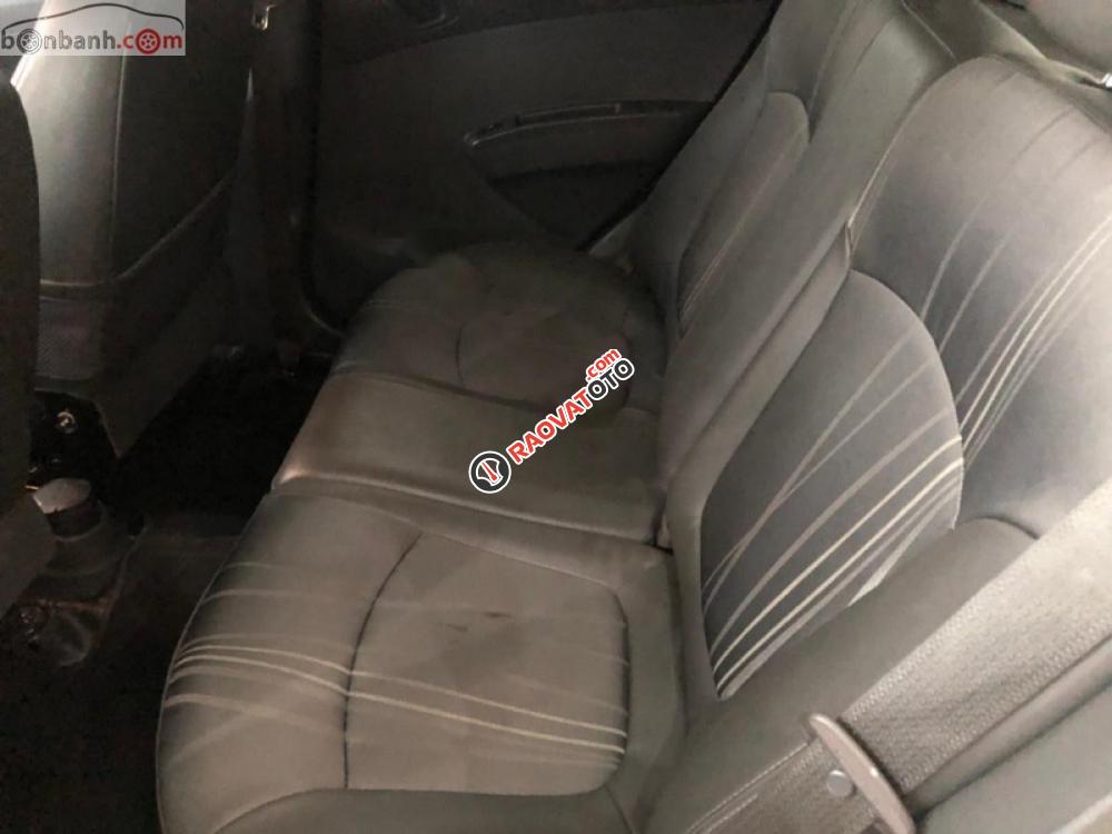 Bán Chevrolet Spark LT 1.0 MT 2014, màu bạc, xe gia đình-4