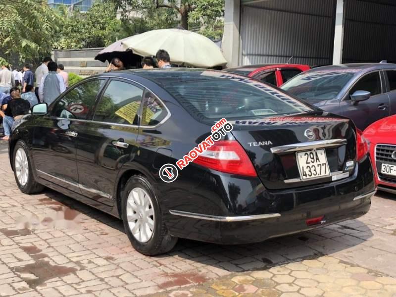 Bán xe Nissan Teana AT đời 2011 chính chủ, giá 555tr-1