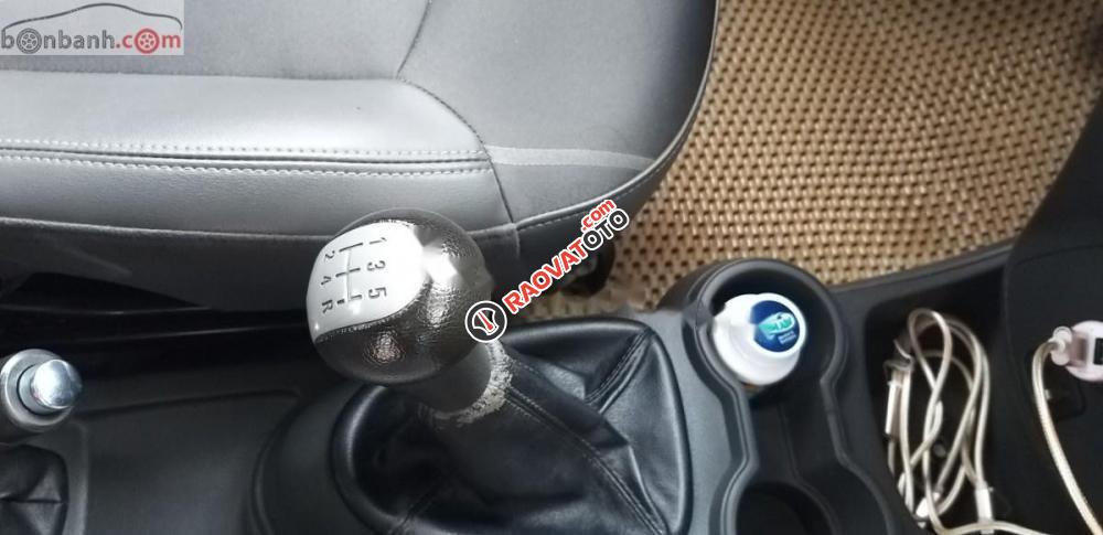 Cần bán Chevrolet Spark LT 1.0 MT 2014, màu trắng chính chủ giá cạnh tranh-5