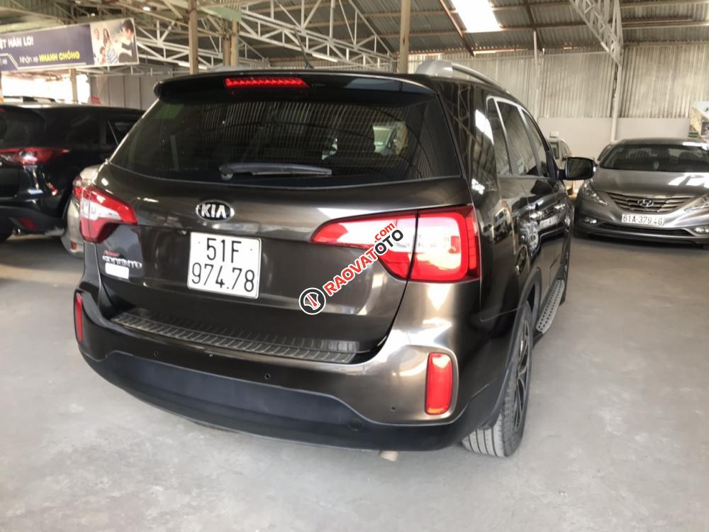 Bán xe Kia Sorento 2.4 GAT 2016, còn TL, có hỗ trợ vay NH-2