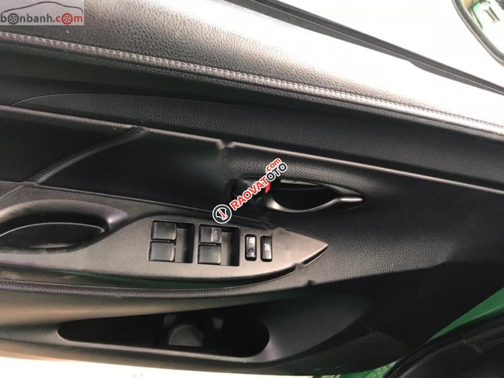 Cần bán xe Toyota Vios J đời 2015, biển SG-5