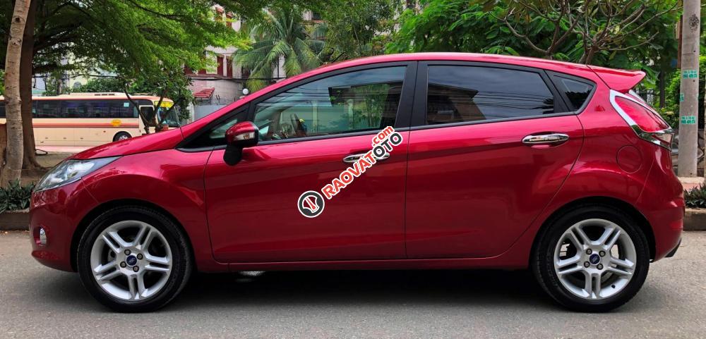 Fiesta S hatchback màu đỏ chính chủ-15