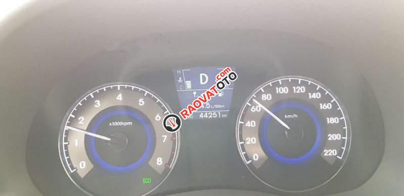 Cần bán lại xe Hyundai Accent Blue năm 2013, màu trắng, nhập khẩu nguyên chiếc chính chủ, giá 455tr-0