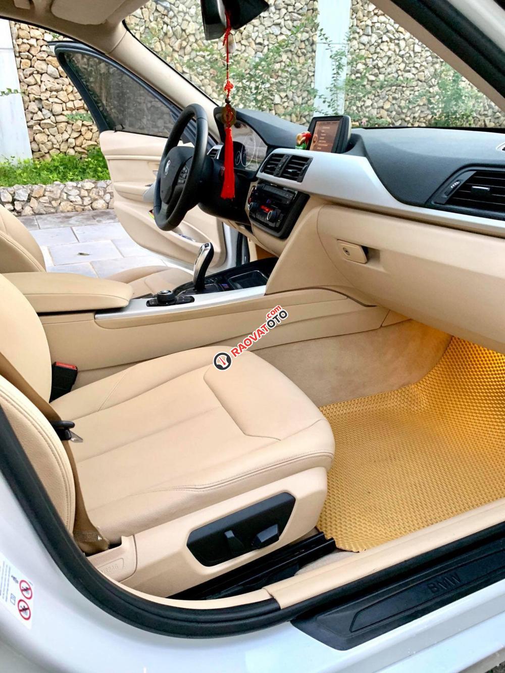 Bán xe BMW 3 Series 320i đời 2012, màu trắng, xe nhập-5