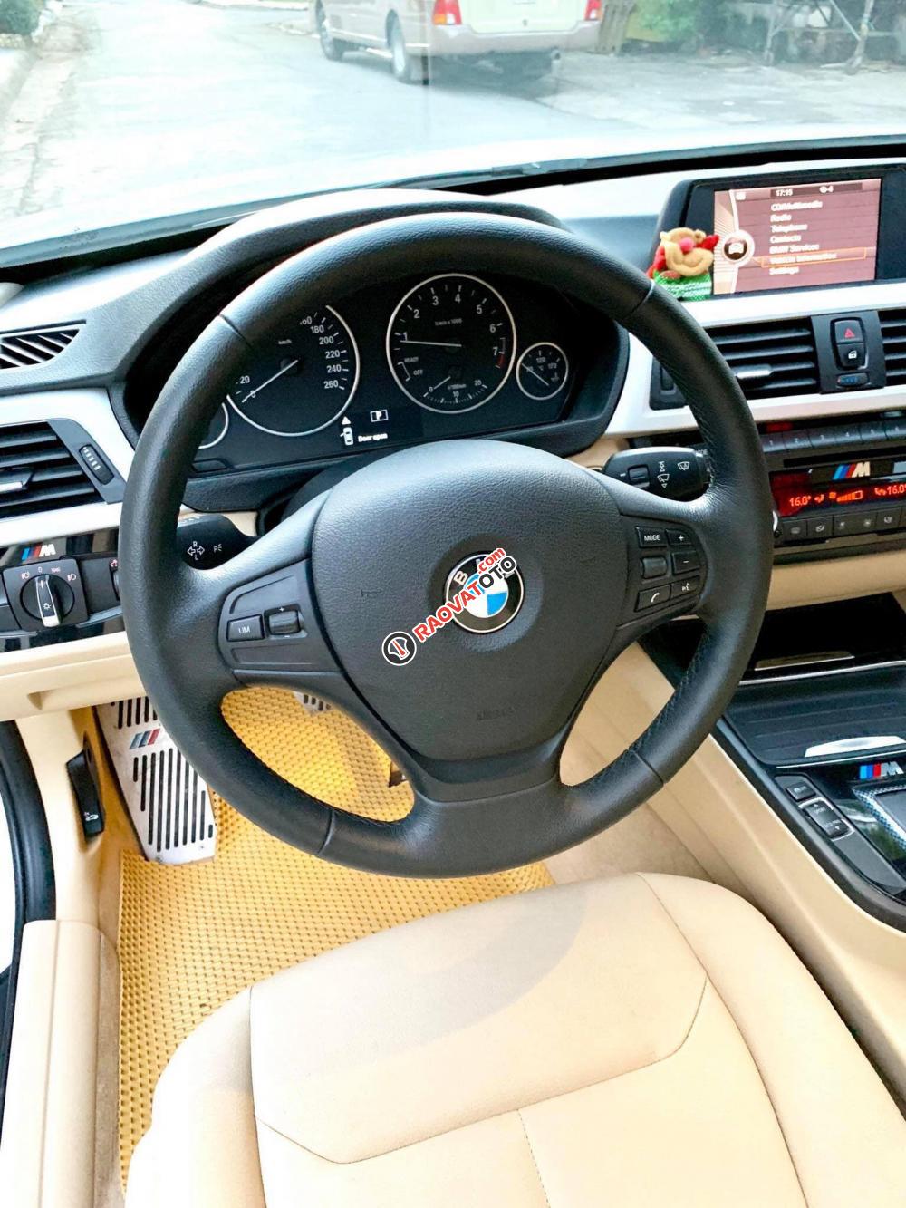 Bán xe BMW 3 Series 320i đời 2012, màu trắng, xe nhập-6