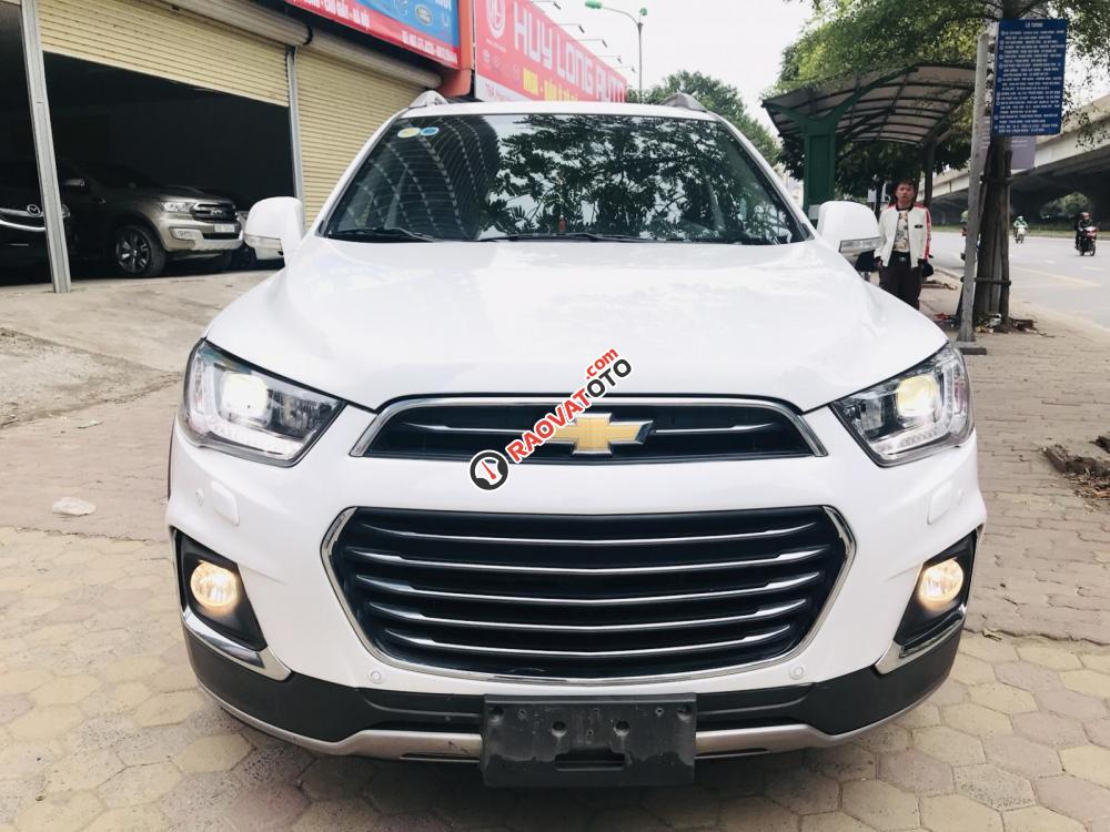 Bán Chevrolet Captiva Revv sản xuất 2016 màu trắng, giá tốt-9