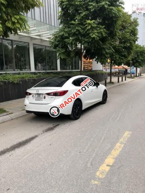 Bán xe Mazda 3 1.5 Facelift năm 2017, màu trắng giá cạnh tranh-4