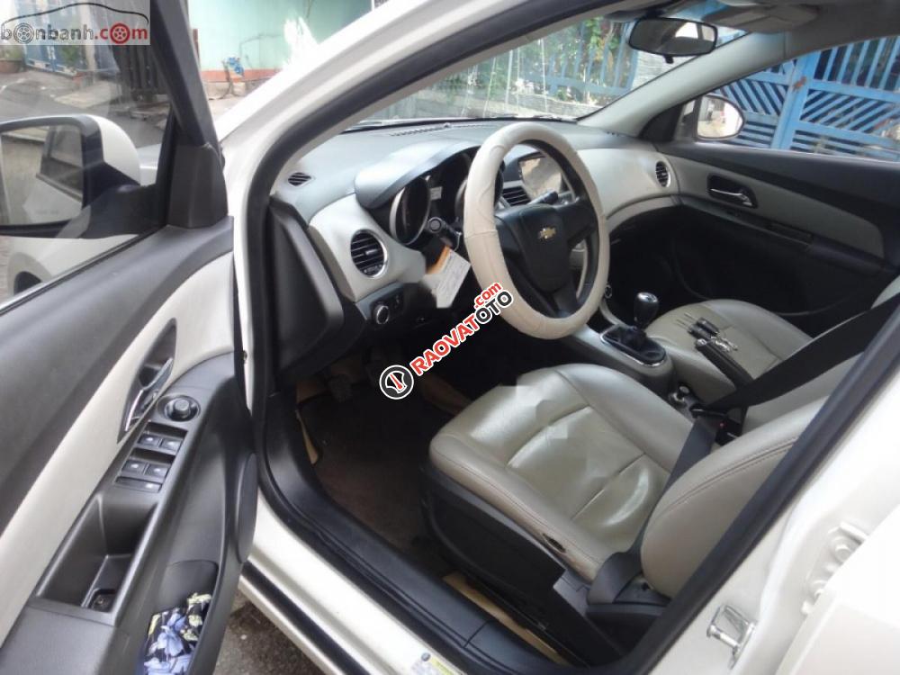 Bán xe Chevrolet Cruze 2012, 1 chủ, màu trắng-0