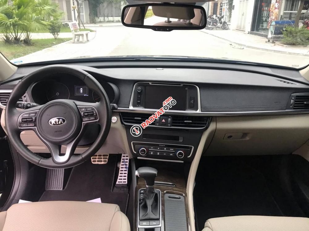 Cần bán xe Kia Optima 2.0AT đời 2017, màu đen-4