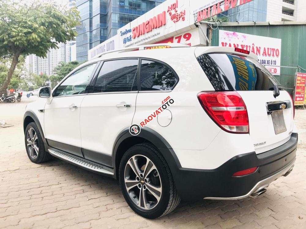 Bán Chevrolet Captiva Revv sản xuất 2016 màu trắng, giá tốt-7