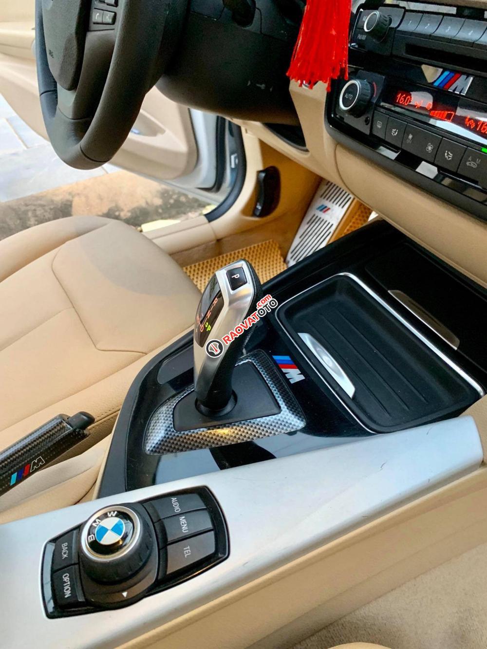 Bán xe BMW 3 Series 320i đời 2012, màu trắng, xe nhập-7