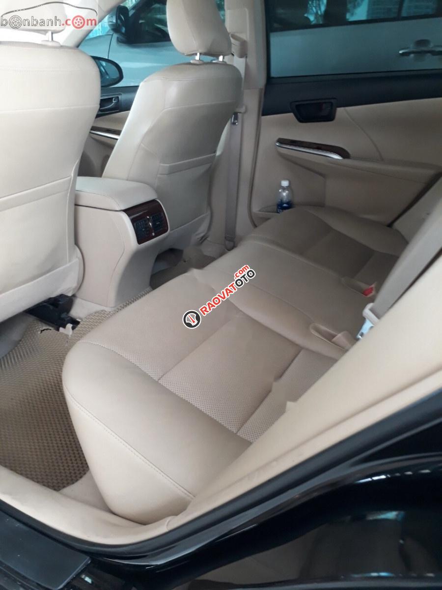 Cần bán Toyota Camry 2.0 đời 2014, màu đen, xe nhập như mới-0