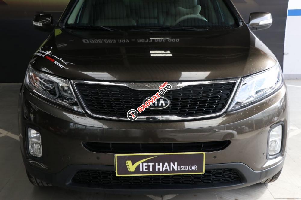 Bán Kia Sorento 2.4AT năm 2016, màu nâu, giá chỉ 736 triệu-1