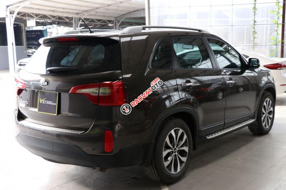 Bán Kia Sorento 2.4AT năm 2016, màu nâu, giá chỉ 736 triệu-3