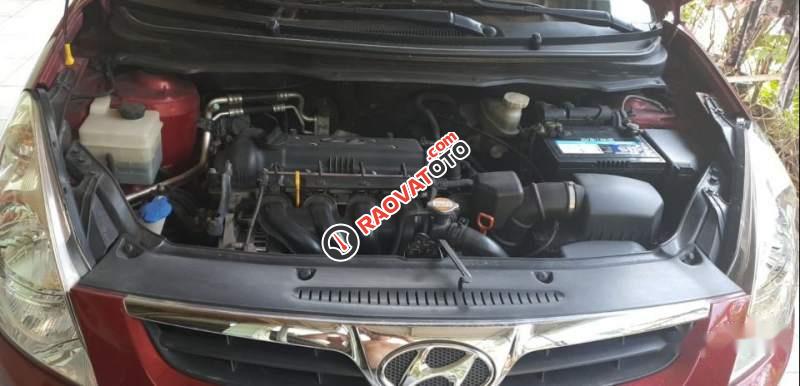 Bán Hyundai i20 AT sản xuất 2010, màu đỏ-2