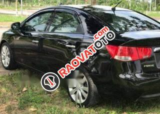 Cần bán gấp Kia Forte MT năm 2011, màu đen chính chủ, giá 360tr-4