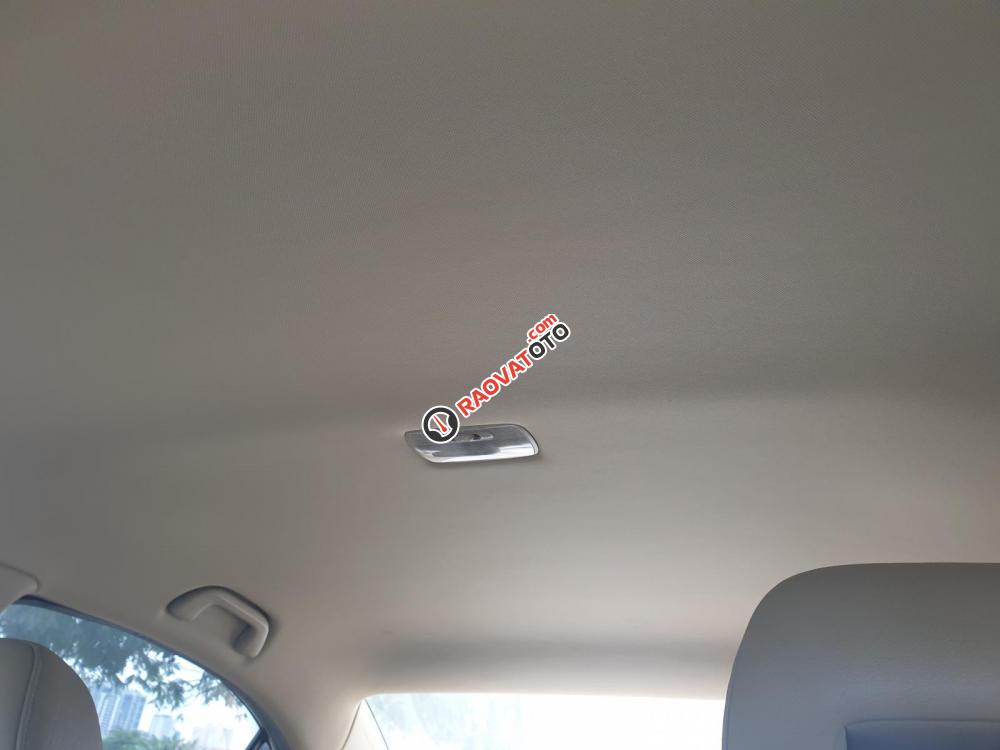 Cần bán gấp Honda Civic 1.8 đăng ký 2009, màu ghi vàng, mới 95%, giá tốt 410tr-10