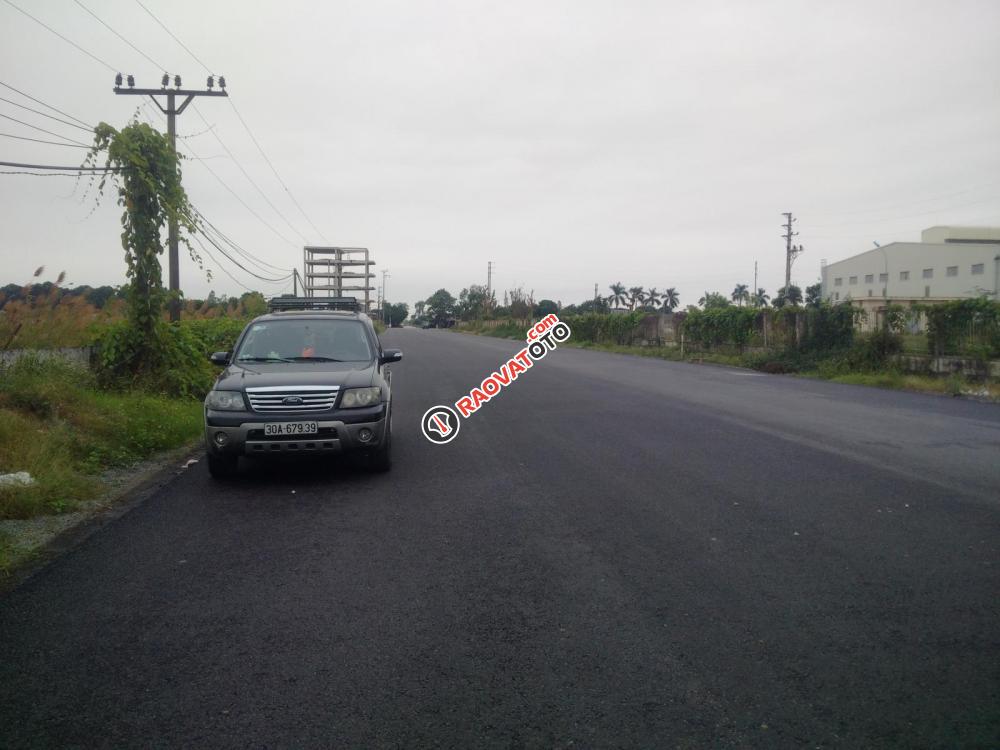 Cần bán xe Ford Escape XLT 2008, màu đen, giá chỉ 330 triệu-0