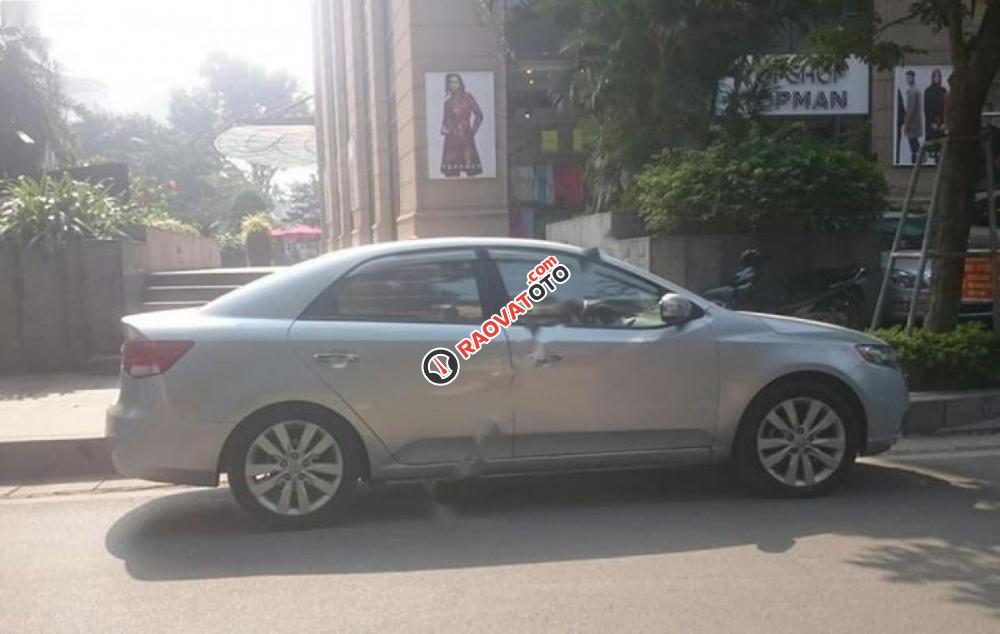 Bán xe Kia Forte SLi sản xuất 2010, màu bạc, xe nhập, 395tr-0