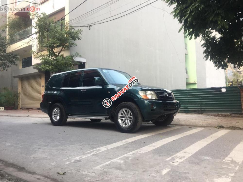 Cần bán Mitsubishi Pajero 3.0 năm sản xuất 2005, nhập khẩu số sàn, giá chỉ 285 triệu-5