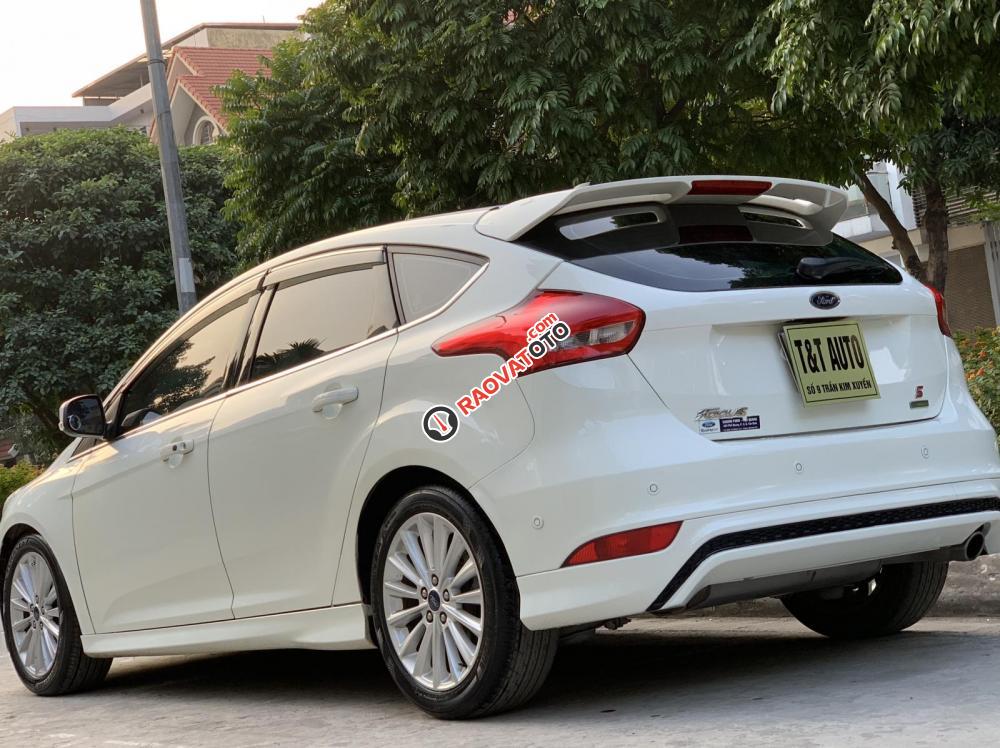 Bán Ford Focus 1.5 Ecoboost sản xuất năm 2016, màu trắng-2