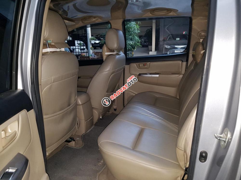 Bán Hilux 2 cầu máy dầu, số sàn, đời 2014, xe nhập thái lan, giá liên hệ-5